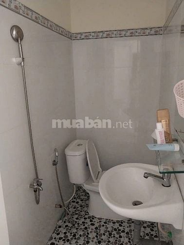 CHO THUÊ NHÀ NGUYÊN CĂN MẶT TIỀN ĐS9 p9 gv. GẦN UBND P9 