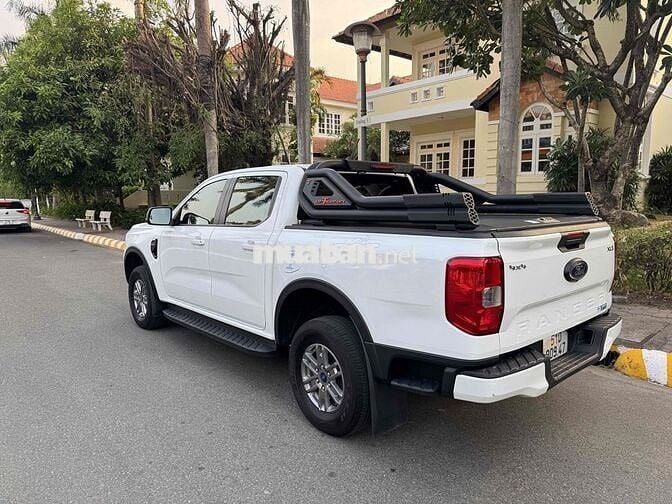 Ford Ranger XLS 2023 4x4 Tự động Trắng