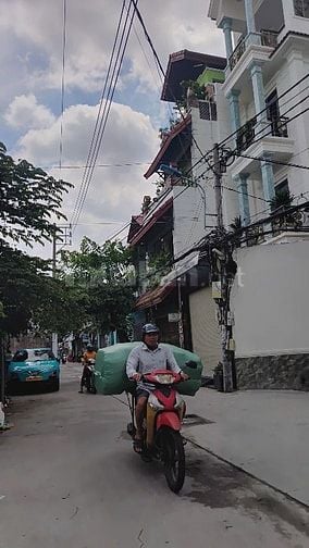 Bán nhà Bình Tân, Hương Lộ 2, 65m2, hxh, ngay Bốn Xã, nhỉnh 5tỷ 