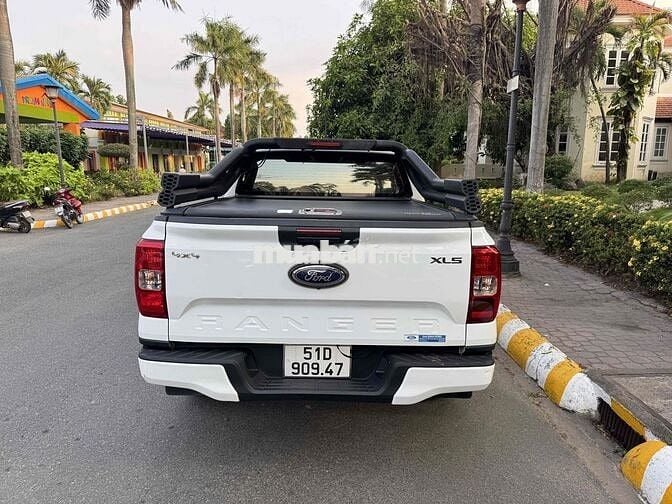 Ford Ranger XLS 2023 4x4 Tự động Trắng