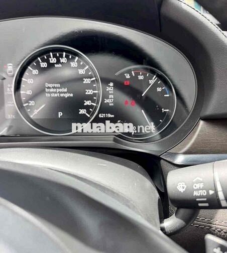 Mazda 6 2.5L Premium 2022 bản tuỳ chọn cao cấp