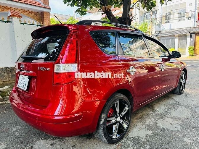 Hyundai I30 bản full đỏ Hàn Quốc