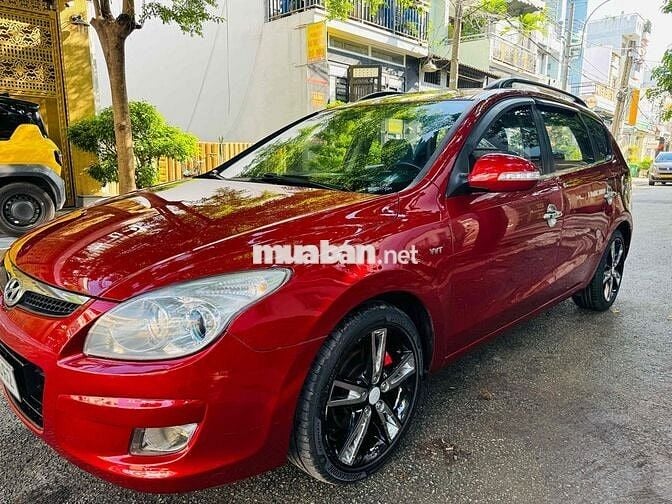 Hyundai I30 bản full đỏ Hàn Quốc
