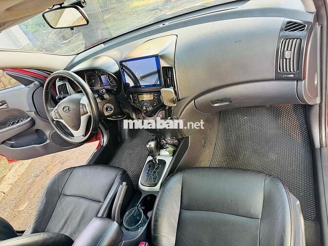 Hyundai I30 bản full đỏ Hàn Quốc