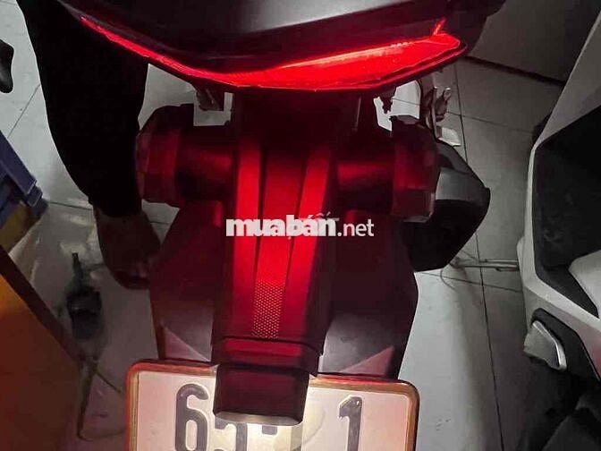 Honda Winner X Đen Vàng Đồng 14070 km