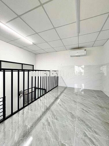 DÃY NHÀ GÁC LỬNG LIỀN KỀ MÁY LẠNH MỚI XÂY TỈNH LỘ 10 TRẦN VĂN GIÀU