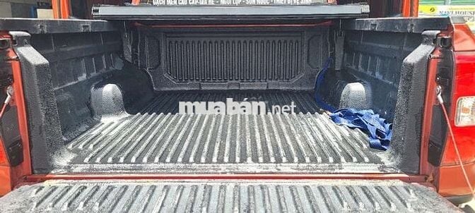 Hàng hiếm Ford Ranger XLS 2022 mt Đỏ cam