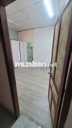 Cho thuê phòng trọ giá 2tr5 Bình Thạnh