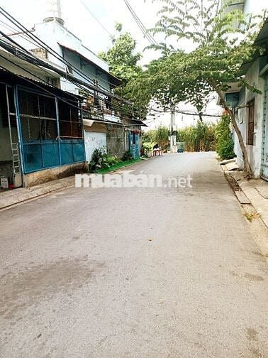 Cho thuê nhà nguyên căn, đường xe hơi 9 mét (lưu thông 2 chiều)