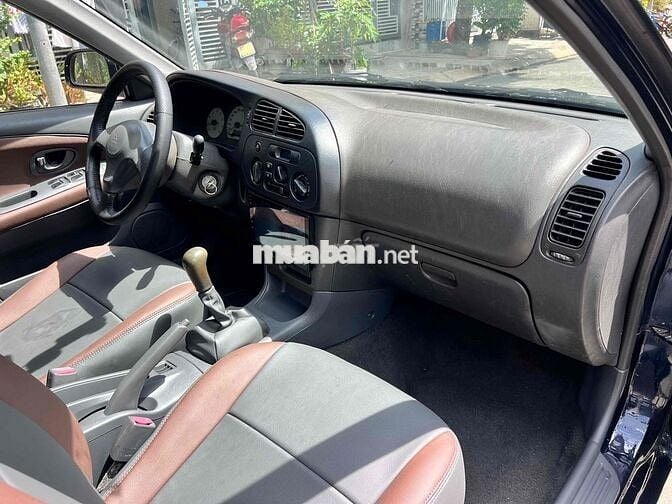 Mitsubishi Lancer GLXi 2003 Số sàn Đen