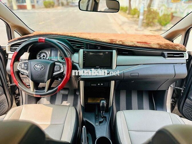 Toyota Innova 2018 Tự động 7 chỗ màu Nâu