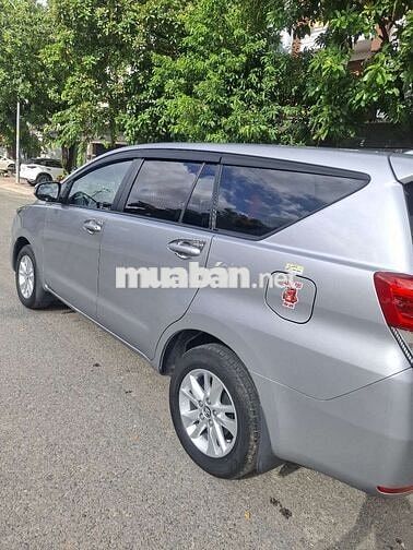 Toyota Innova 2017 Bạc 89000 km
