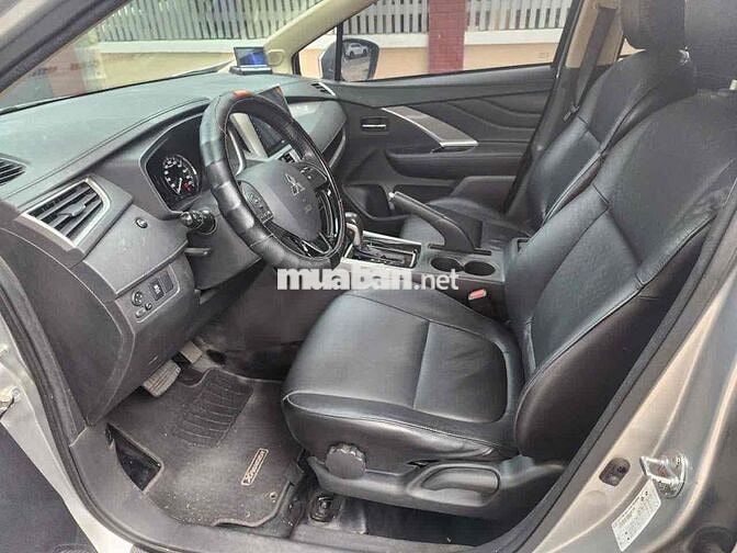 Mitsubishi Xpander 2021 Tự động Bạc 39.000 km