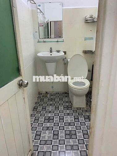 Nguyên căn 3pn 2wc hẻm Hoàng Hoa Thám, Tân Bình | 1tr2lầu