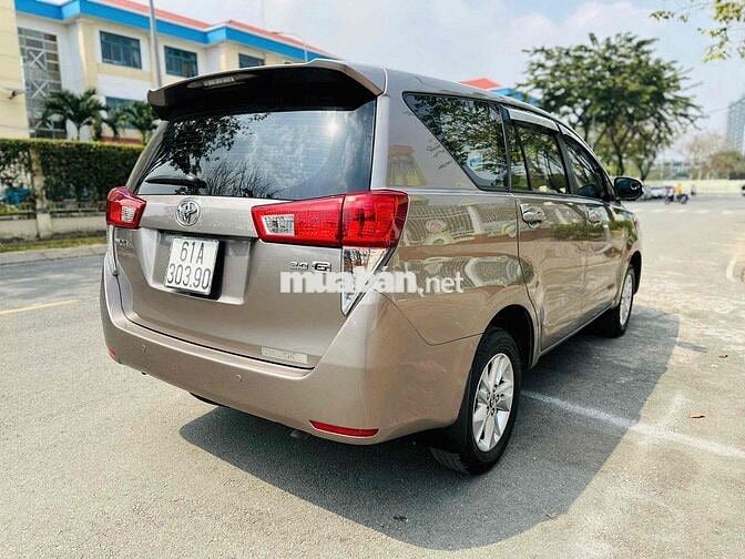 Toyota Innova 2018 Tự động 7 chỗ màu Nâu