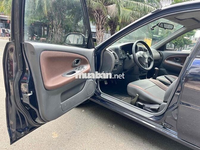 Mitsubishi Lancer GLXi 2003 Số sàn Đen