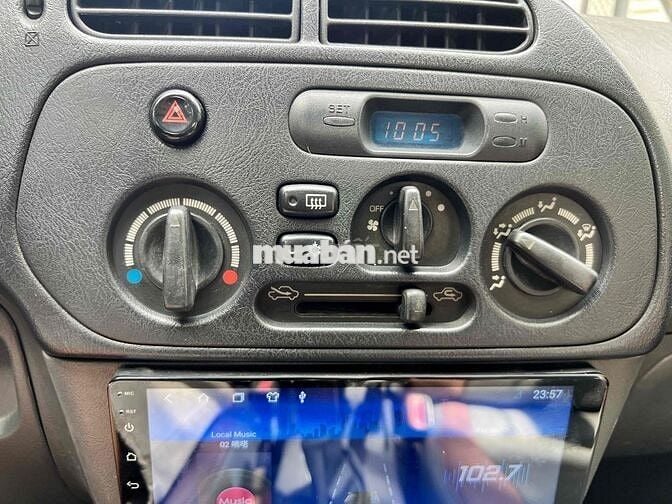 Mitsubishi Lancer GLXi 2003 Số sàn Đen
