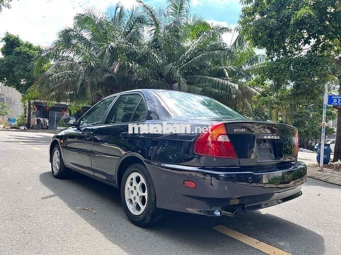 Mitsubishi Lancer GLXi 2003 Số sàn Đen
