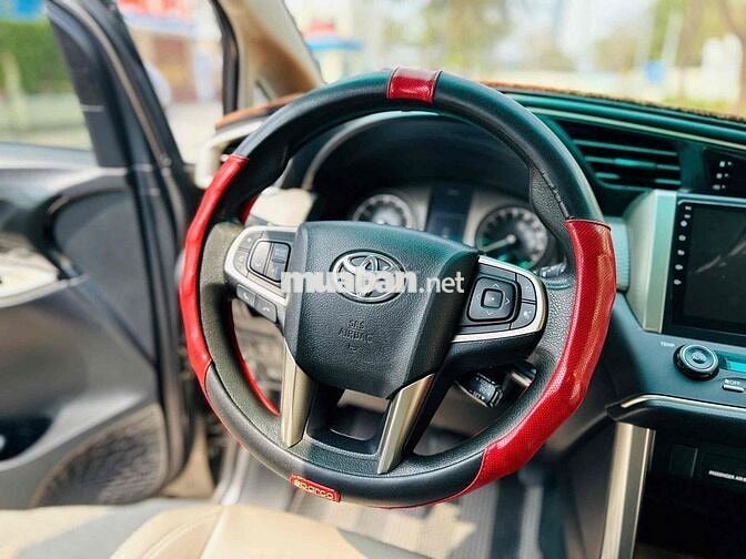 Toyota Innova 2018 Tự động 7 chỗ màu Nâu