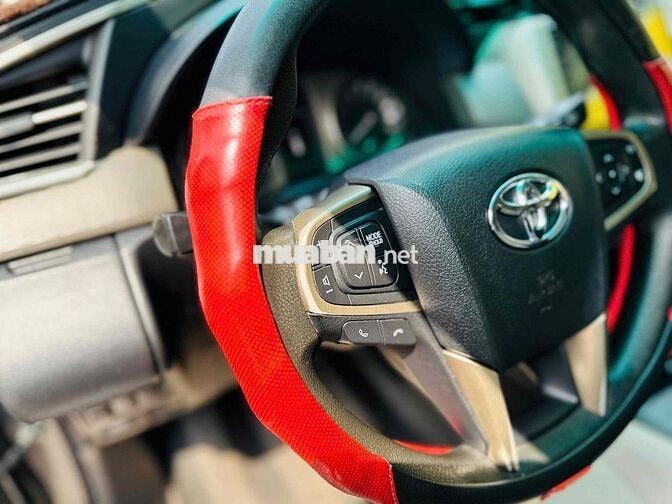Toyota Innova 2018 Tự động 7 chỗ màu Nâu