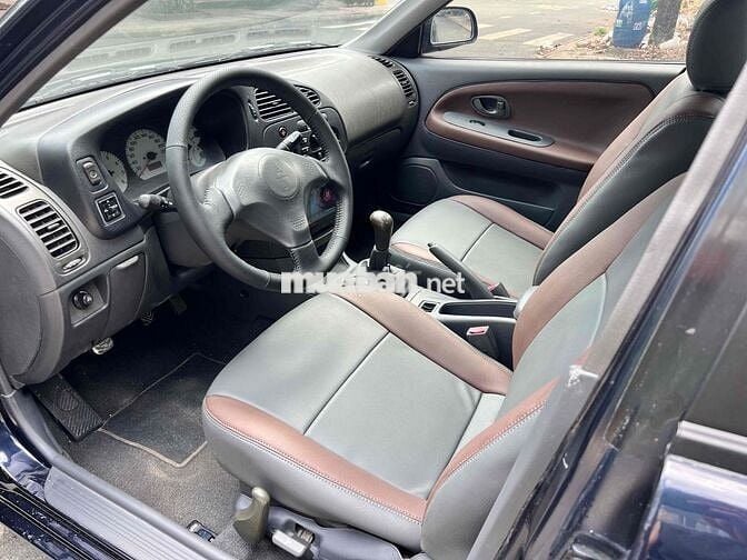 Mitsubishi Lancer GLXi 2003 Số sàn Đen