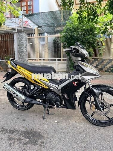 Yamaha Exciter xún áo 2010 máy rin êm màu xám