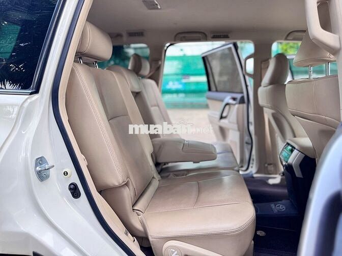 Toyota Land Cruiser Prado 2021 Trắng 35.000 km