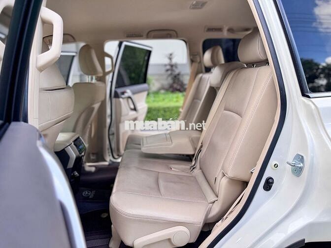 Toyota Land Cruiser Prado 2021 Trắng 35.000 km
