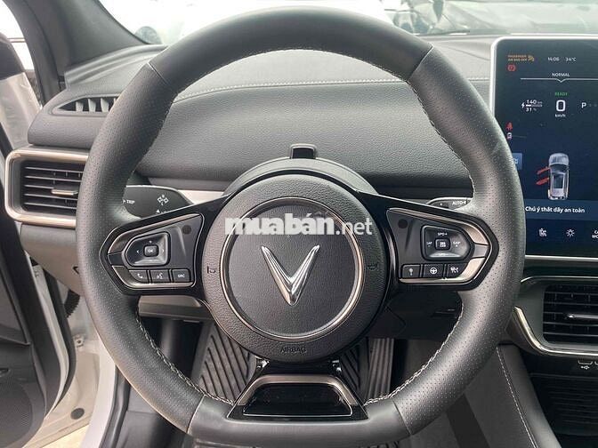 VinFast VF8 Plus 2024 Trắng 12000 km