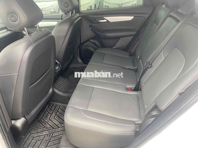 VinFast VF8 Plus 2024 Trắng 12000 km