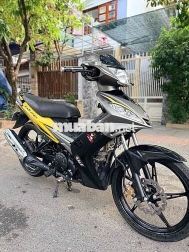 Yamaha Exciter xún áo 2010 máy rin êm màu xám