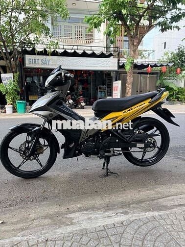 Yamaha Exciter xún áo 2010 máy rin êm màu xám