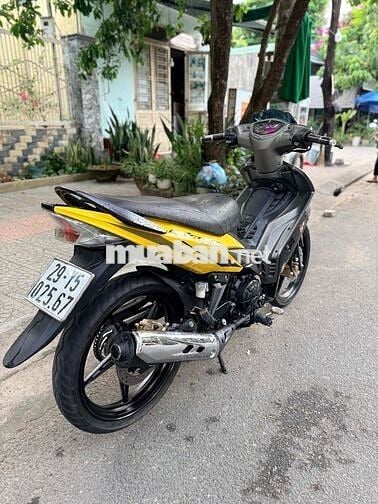 Yamaha Exciter xún áo 2010 máy rin êm màu xám