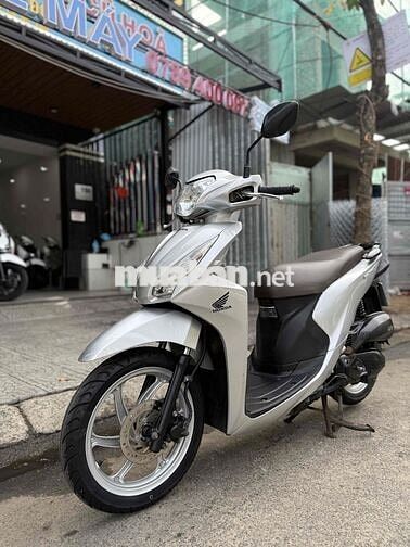Honda Vision 2016 Bạc
