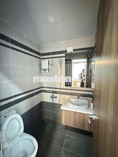 Cho thuê căn hộ 2pn 2wc cao cấp tại ngay Trung T Thủ Dầu 1, yên tĩnh