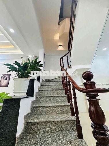 272 Le Sao 80m2, 4 tầng, DT: 4 x 20, Giá: 9 tỷ