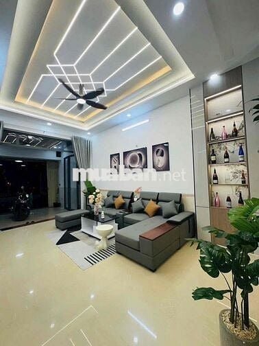 272 Le Sao 80m2, 4 tầng, DT: 4 x 20, Giá: 9 tỷ