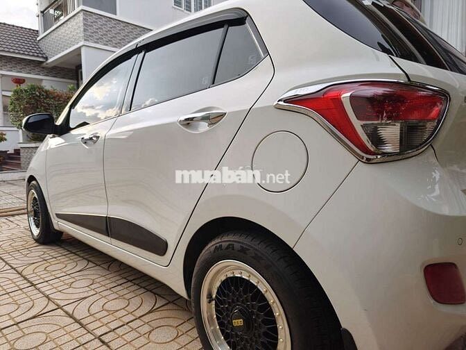 Hyundai i10 1.0 AT 2015 nhập Ấn xe gia đình