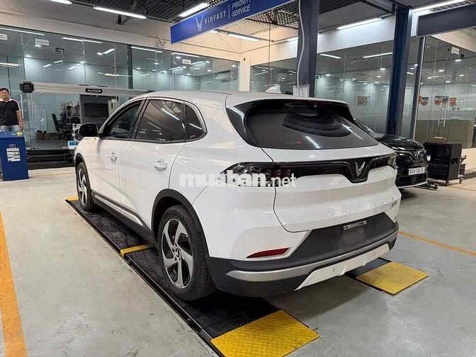VF8 Eco 2024 màu trắng rất sang-Odo 51,637km