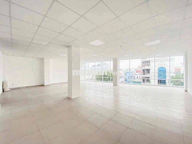 Cho thuê VP 3/2 Q10, 100m2, sàn suốt, đầy đủ ánh sáng tự nhiên