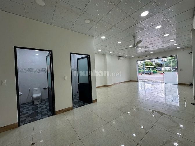 Chính chủ cho thuê căn nhà mới xây mặt tiền đường Trần Văn Giàu, Bình 