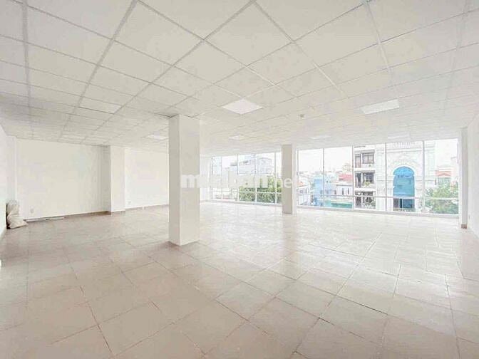 Cho thuê VP 3/2 Q10, 100m2, sàn suốt, đầy đủ ánh sáng tự nhiên
