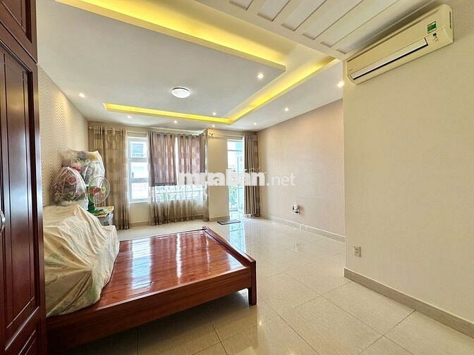 Phòng cho thuê 40m2 có ban công, full nội thất Q7 chỉ 6tr/tháng