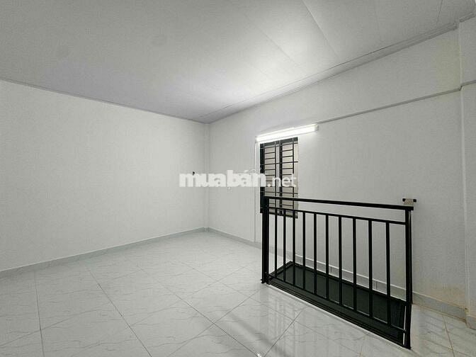 Chính Chủ Cho Thuê | 1 Trệt 1 Lầu Rộng 30m2 | Ngay Aeon Mall