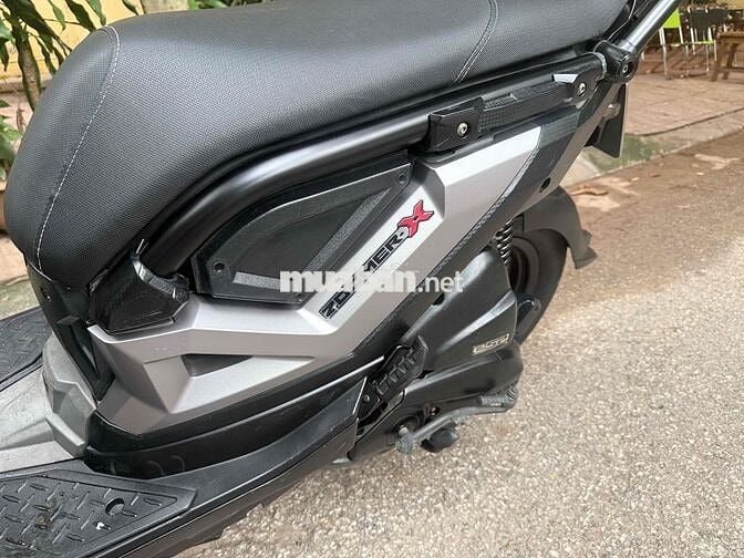 Honda Zoomer X 2017 Đồng hồ điện tử 29C1 Bạc Nhám