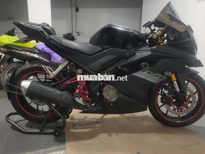 Yamaha R15 Đen Xe côn tay