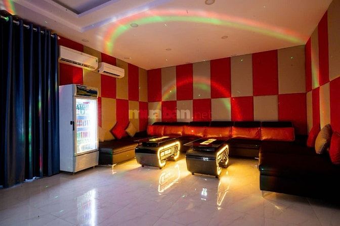 Nhà rẻ nhất Thảo Điền Q2. Nhà 4 tầng có sẵn hồ bơi 7,5x27m, giá chỉ 34