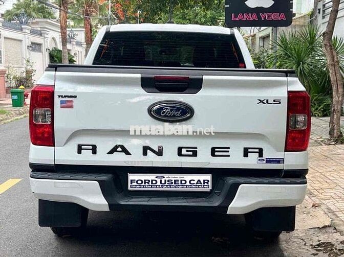 Ford Ranger XLS AT 2023 Trắng 25.000km