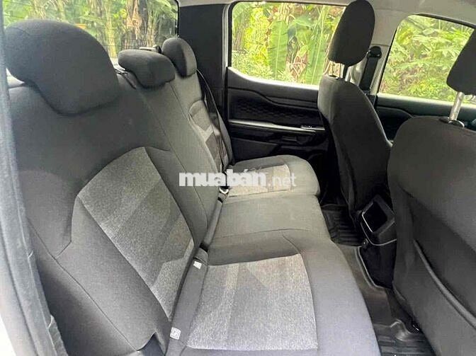 Ford Ranger XLS AT 2023 Trắng 25.000km