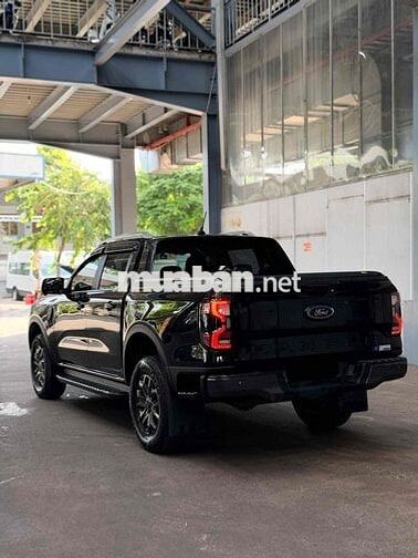 Ford Ranger Wildtrak 2.0L 2 Cầu 2025 Đen